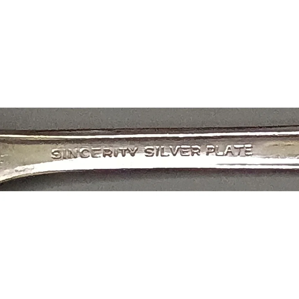 Sincerity (Silverplate)‎ by Unknown Mfg Silver - 1 piece